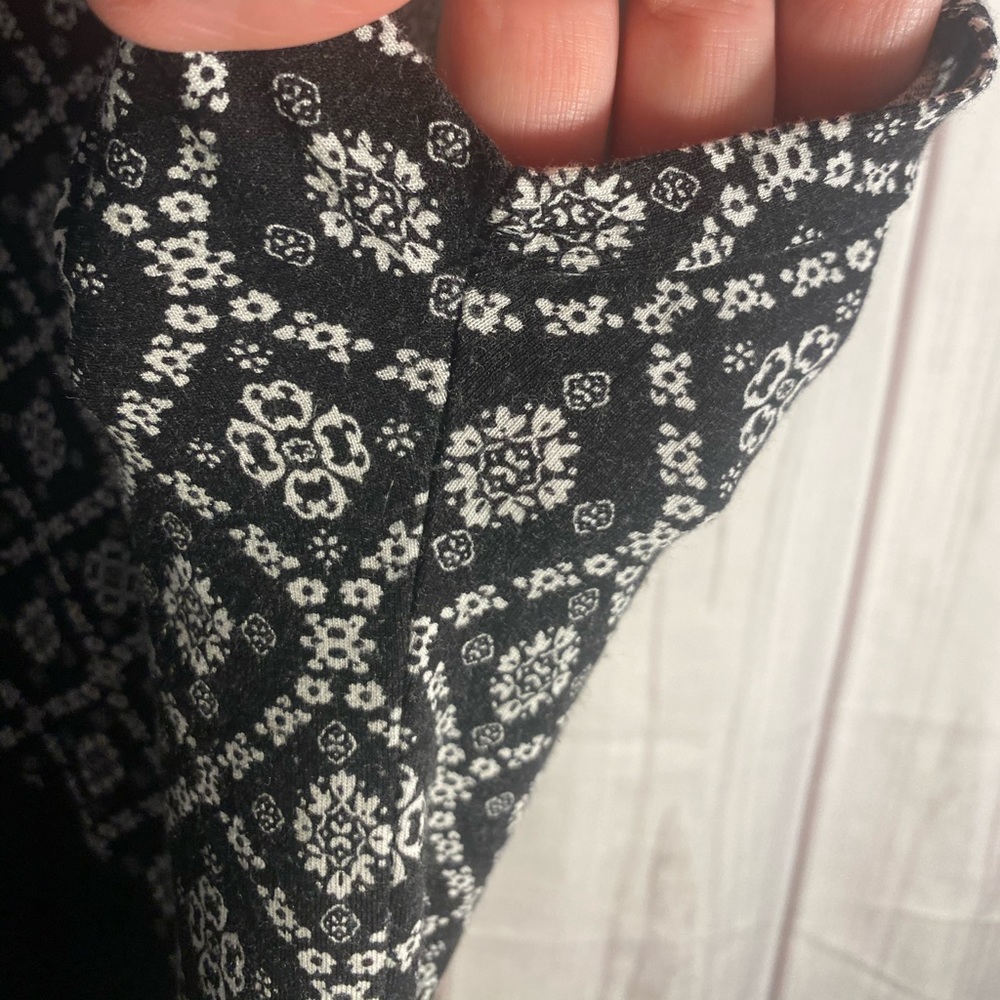 DB Plus Size Tunic - Picture 6 of 9